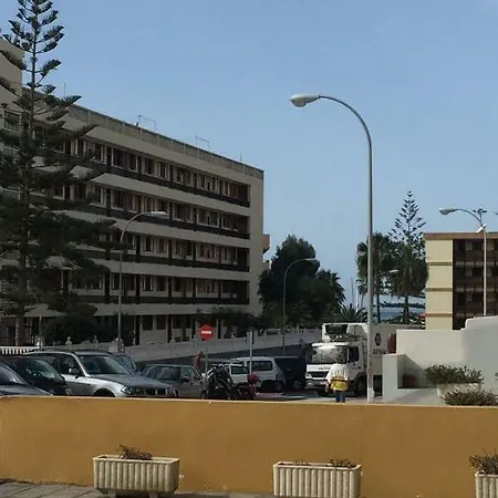 Cristianos Spacious Apartament Lägenhet *