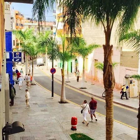 Διαμέρισμα Cristianos Spacious Apartament *